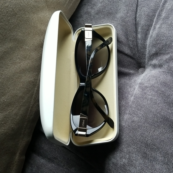 Chloe Sunglasses - Picture 3 of 16